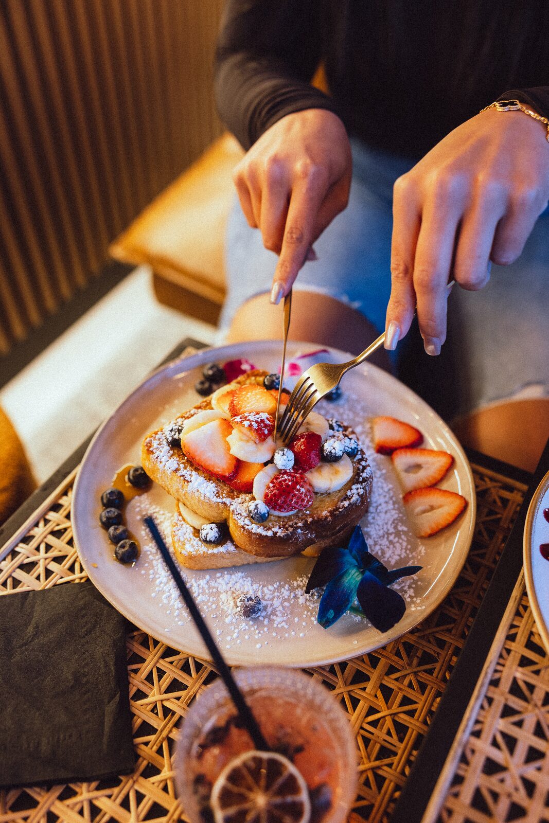 French toast with fresh berries